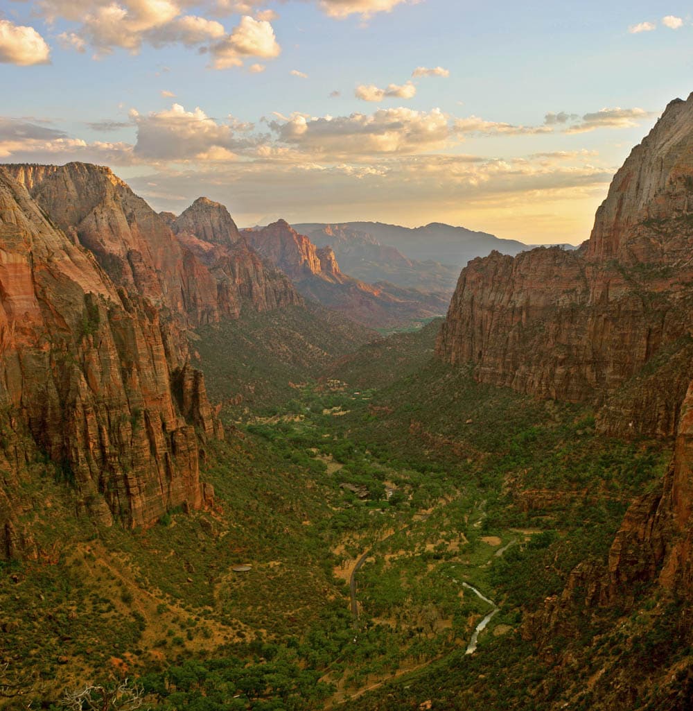 Angels Landing, Zion, Utah Mighty 5 and Grand Canyon Road Trip